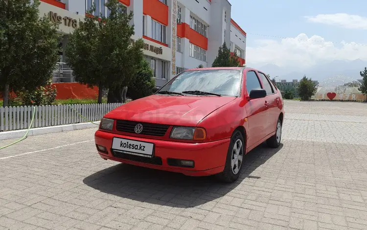 Volkswagen Polo 1995 года за 1 000 000 тг. в Алматы