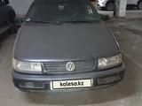 Volkswagen Passat 1994 годаүшін1 700 000 тг. в Астана