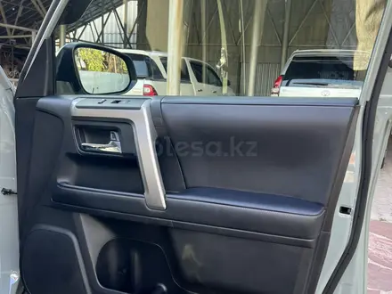 Toyota 4Runner 2022 года за 35 000 000 тг. в Алматы – фото 18
