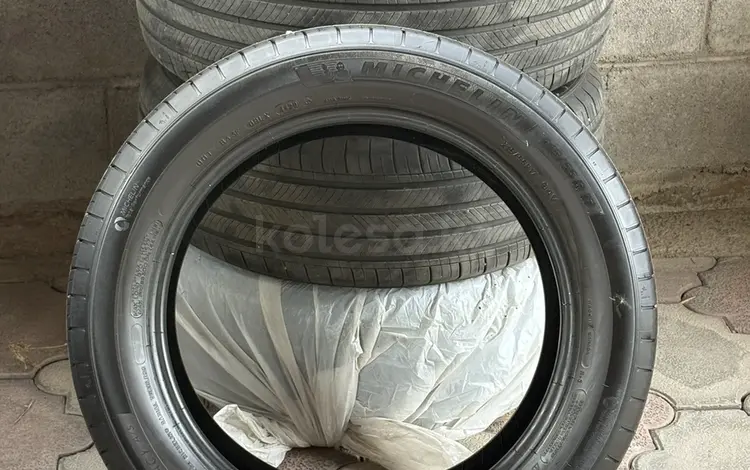 Michlen 215/55 R17 за 180 000 тг. в Алматы