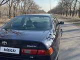 Toyota Camry 1998 годаfor3 850 000 тг. в Алматы – фото 3