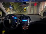 Chevrolet Aveo 2013 годаүшін2 200 000 тг. в Уральск – фото 2