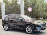 Toyota RAV4 2021 года за 13 150 000 тг. в Астана – фото 4