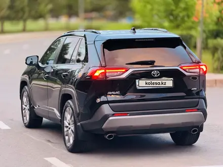 Toyota RAV4 2021 года за 13 150 000 тг. в Астана – фото 6