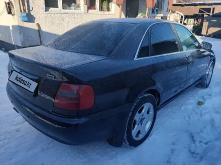 Audi A4 1996 года за 2 800 000 тг. в Алматы – фото 5