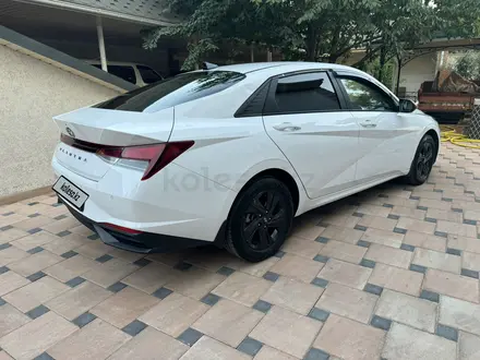 Hyundai Elantra 2021 года за 9 200 000 тг. в Алматы – фото 3