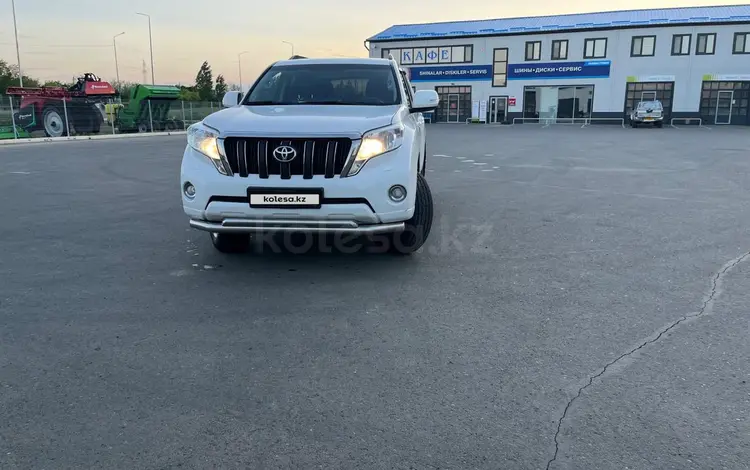 Toyota Land Cruiser Prado 2016 года за 20 300 000 тг. в Уральск