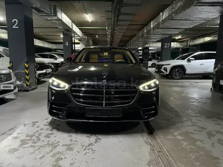 Mercedes-Benz S 450 2023 года за 70 000 000 тг. в Астана