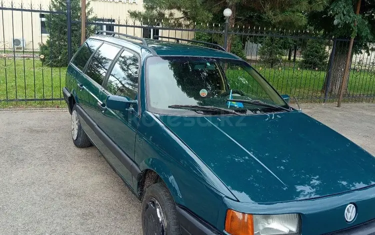 Volkswagen Passat 1990 годаүшін1 000 000 тг. в Алматы