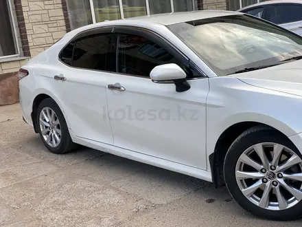 Toyota Camry 2018 года за 12 500 000 тг. в Алматы – фото 6