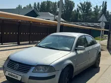 Volkswagen Passat, 2002