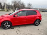 Volkswagen Golf 2004 годаүшін4 300 000 тг. в Тараз