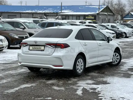 Toyota Corolla 2020 года за 9 890 000 тг. в Актобе – фото 4