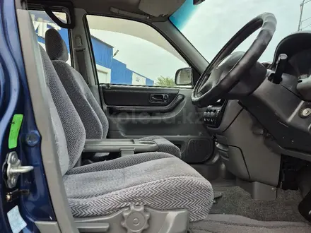 Honda CR-V 1997 года за 3 750 000 тг. в Алматы – фото 12