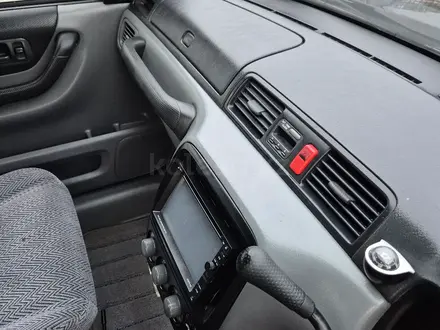 Honda CR-V 1997 года за 3 750 000 тг. в Алматы – фото 35