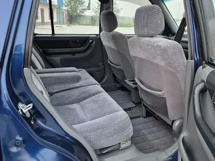 Honda CR-V 1997 года за 3 750 000 тг. в Алматы – фото 62