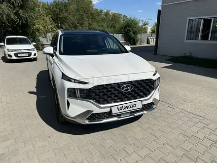 Hyundai Santa Fe 2023 года за 23 790 000 тг. в Актобе – фото 4