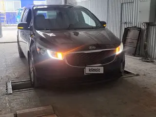 Kia Sedona, 2016