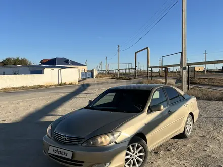 Toyota Camry 2004 года за 3 300 000 тг. в Актау