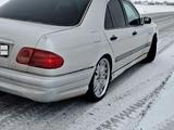 Mercedes-Benz E 230 1998 годаfor3 000 000 тг. в Актобе – фото 5