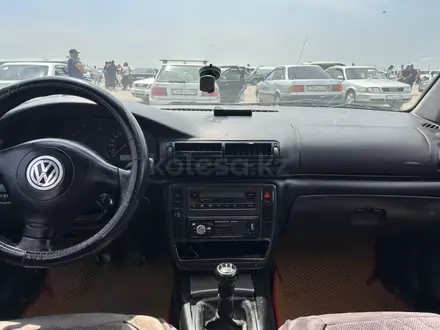 Volkswagen Passat 1999 года за 2 500 000 тг. в Тараз – фото 7
