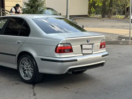 BMW 525 2001 года за 5 000 000 тг. в Алматы – фото 7
