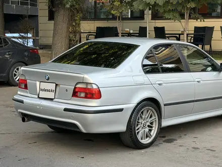 BMW 525 2001 года за 5 000 000 тг. в Алматы – фото 9