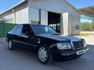 Mercedes-Benz E-Class, 1992