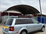 Volkswagen Passat 2002 года за 2 600 000 тг. в Кызылорда – фото 2