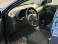 Toyota Avensis 2005 года за 3 300 000 тг. в Актобе – фото 13