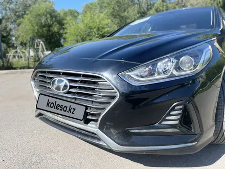 Hyundai Sonata 2017 года за 6 000 000 тг. в Астана – фото 2