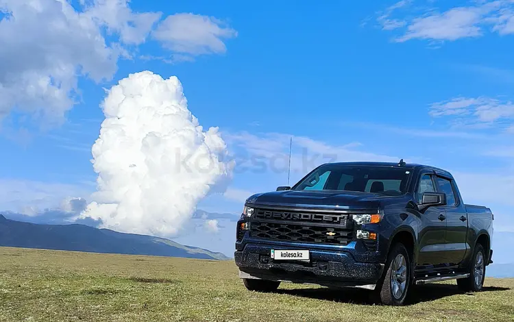 Chevrolet Silverado 2022 года за 35 300 000 тг. в Есик