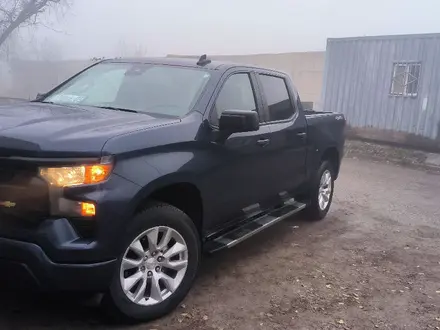 Chevrolet Silverado 2022 года за 35 300 000 тг. в Есик – фото 7