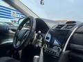 Toyota Camry 2013 года за 8 900 000 тг. в Караганда – фото 13