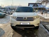 Toyota Highlander 2013 года за 14 500 000 тг. в Алматы – фото 2