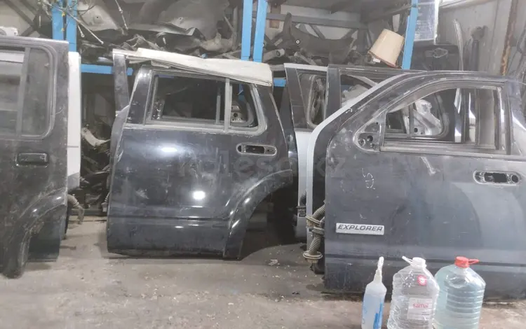 Дверь на Ford Explorer 95-10 двери оригинал передние и задние R Lүшін15 000 тг. в Алматы