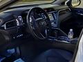Toyota Camry 2018 года за 13 000 000 тг. в Туркестан – фото 13