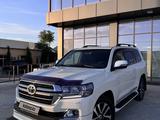 Toyota Land Cruiser 2016 годаүшін26 200 000 тг. в Шымкент – фото 2