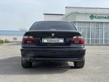 BMW 528 1998 года за 3 700 000 тг. в Шымкент – фото 5