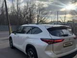 Toyota Highlander 2022 годаүшін23 500 000 тг. в Тараз – фото 2
