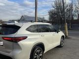 Toyota Highlander 2022 годаүшін23 500 000 тг. в Тараз – фото 4