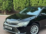 Toyota Camry 2014 годаүшін12 000 000 тг. в Актобе – фото 2