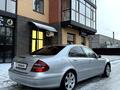 Mercedes-Benz E 320 2003 годаfor4 700 000 тг. в Павлодар – фото 4