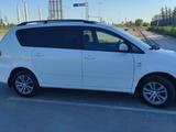 Toyota Avensis Verso 2003 года за 5 500 000 тг. в Астана – фото 2