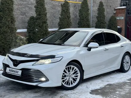 Toyota Camry 2020 года за 15 500 000 тг. в Алматы – фото 3