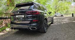 BMW X5 2020 года за 33 777 000 тг. в Караганда – фото 4