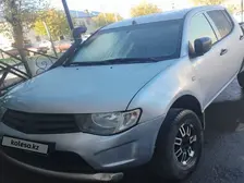 Mitsubishi L200, 2012