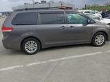 Toyota Sienna 2014 года за 9 500 000 тг. в Астана