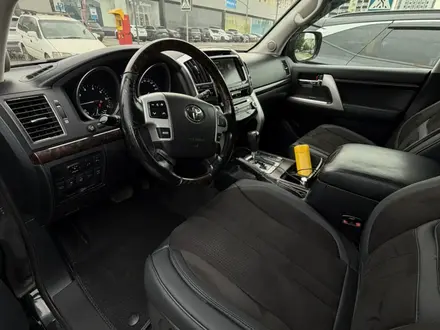 Toyota Land Cruiser 2014 года за 23 100 000 тг. в Алматы – фото 2