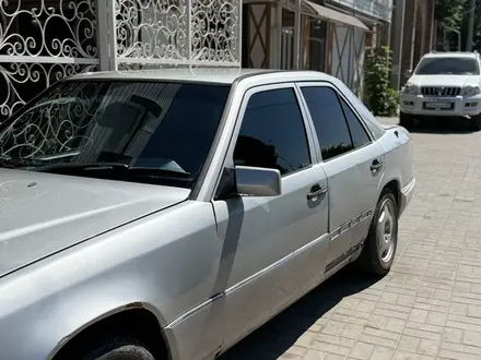 Mercedes-Benz E 280 1995 года за 1 350 000 тг. в Алматы – фото 5
